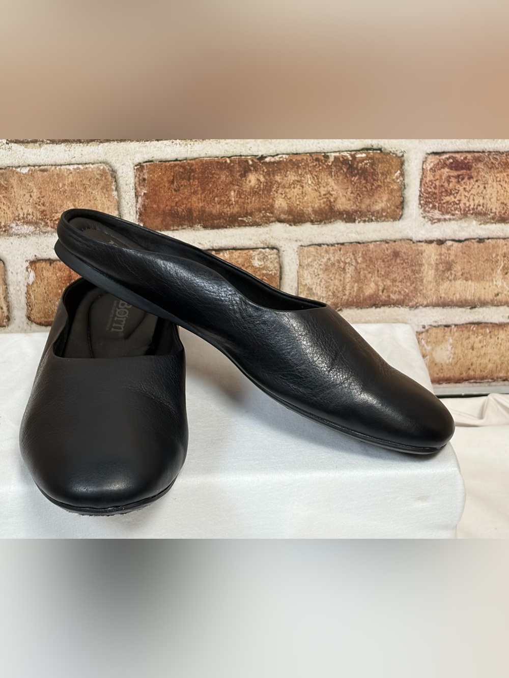 Born Black Bryar Leather Mules Womens 8.5M Comfort Slip On Clogs Casual Shoes